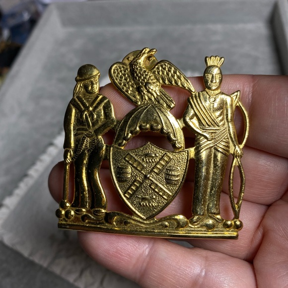 Vintage NYPD Police Hat/Cap Badge - Picture 1 of 5